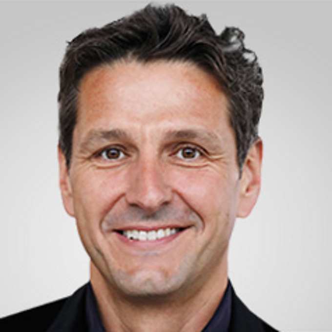  Andreas Urschitz, CMO