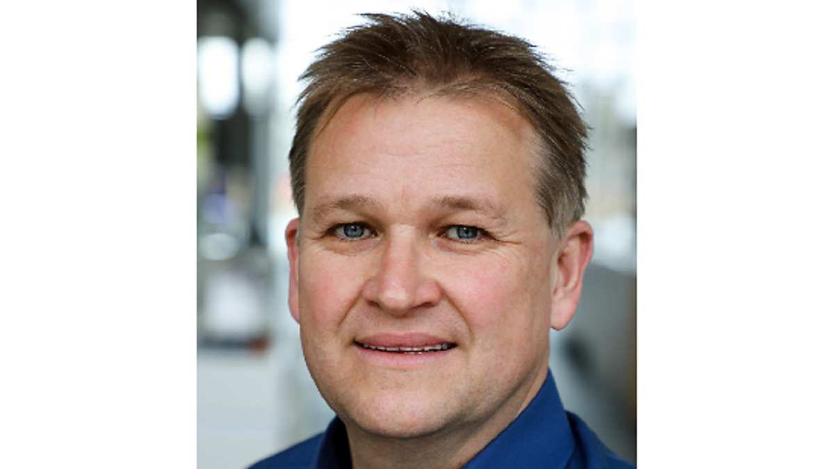 英飞凌车载充电器