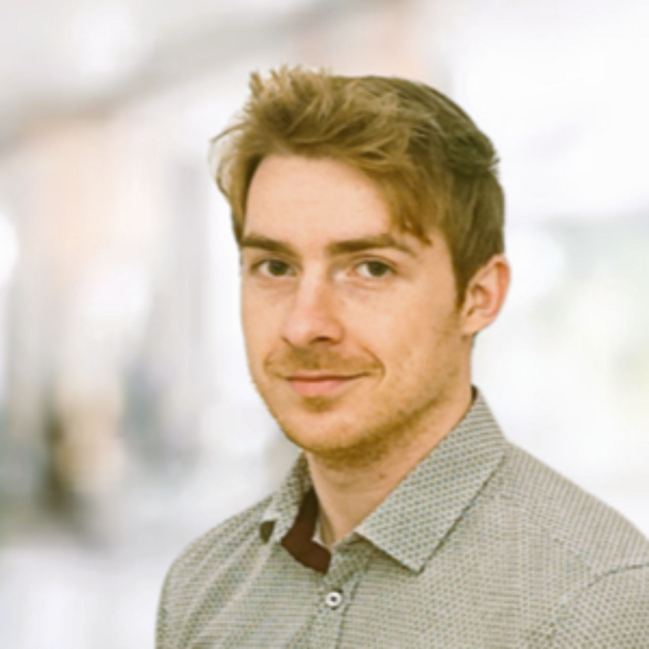 配电 Chiow Yew Seng