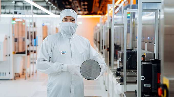 Infineon 200mm SiC Wafer 1