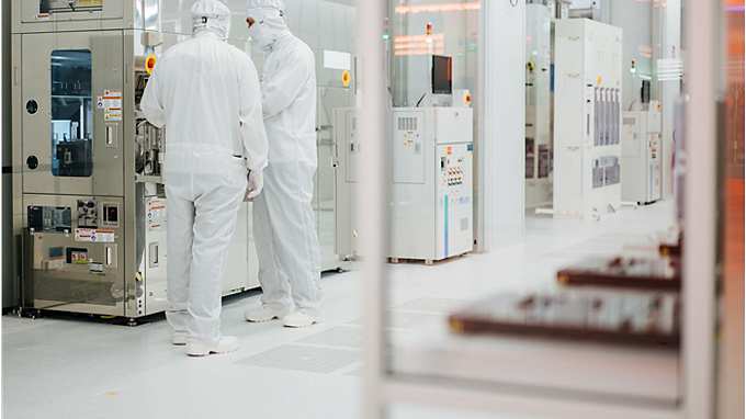 Infineon 300mm Thin Wafer Power Semiconductor Factory