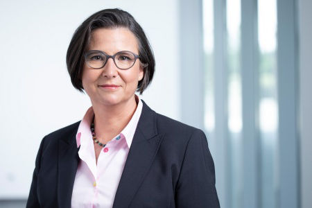 Infineon Cdto Constanze Hufenbecher