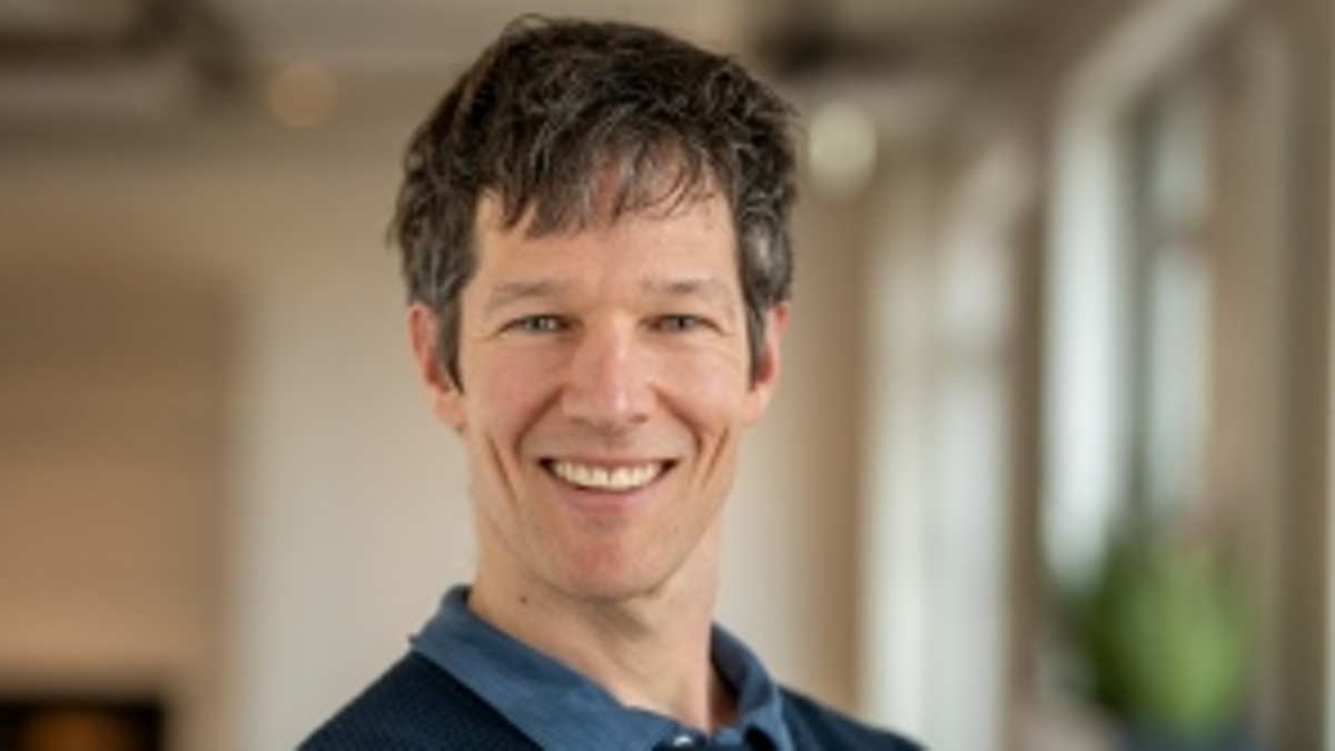 延斯·雷因施泰特