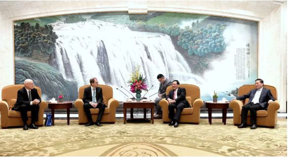 Li Qiang Met With Reinhard Ploss