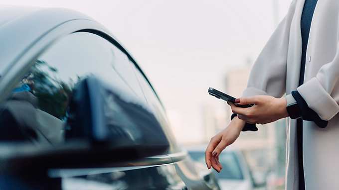 Lowres Car Door Access