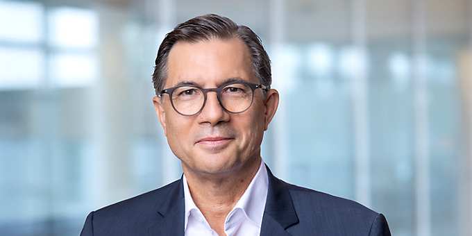 Sven Schneider 博士