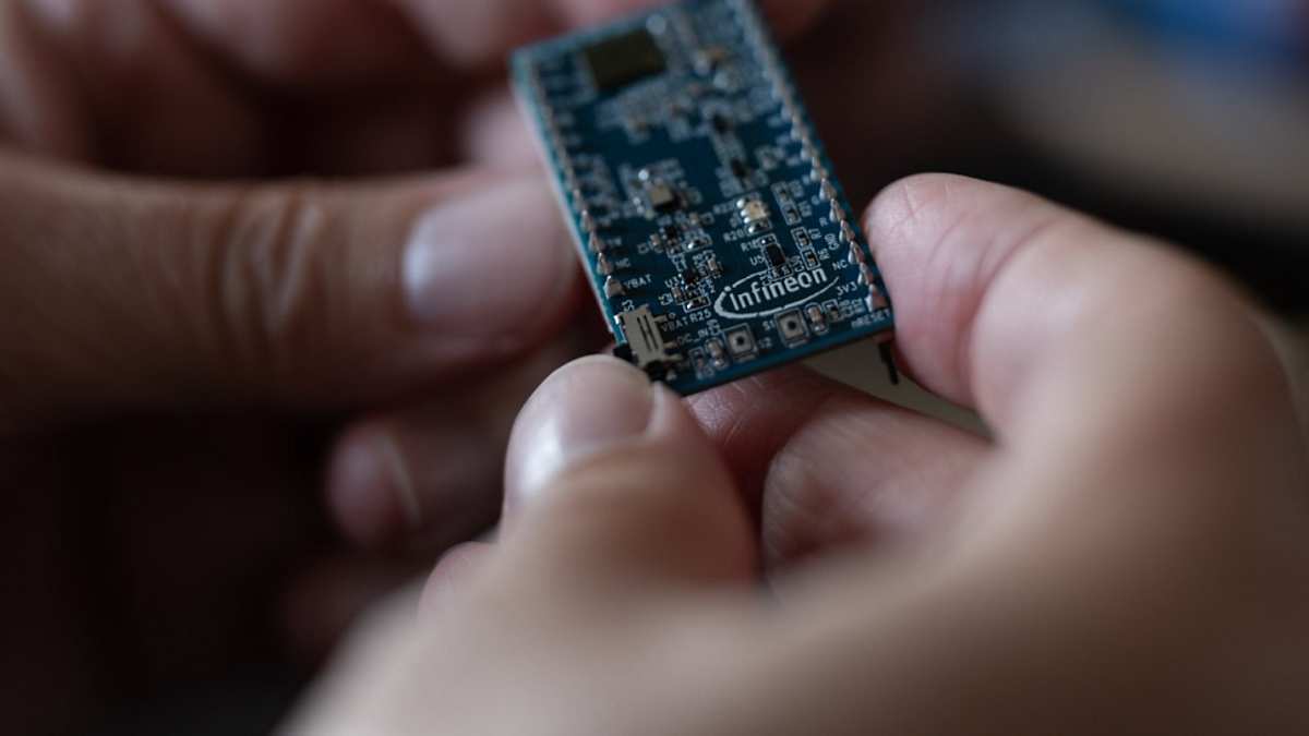 智能健康设备的微芯片