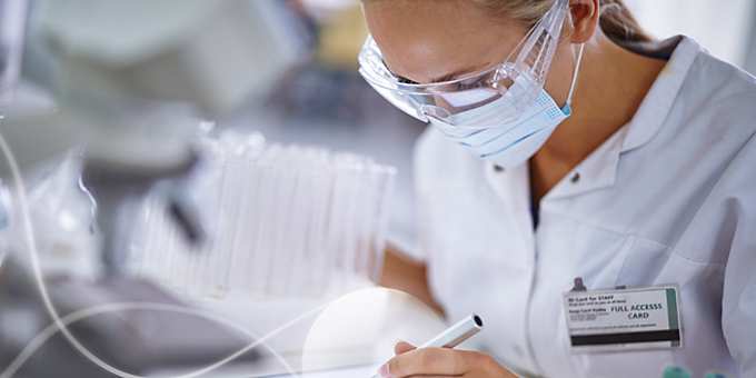 聪明健康的职业女性