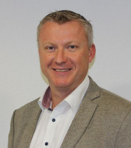 托拜厄斯-阿绍尔