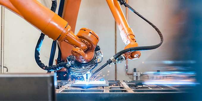 赋能机器人精准关节驱动 — 英飞凌PSOC™ Control C3 + GaN 高功率密度方案